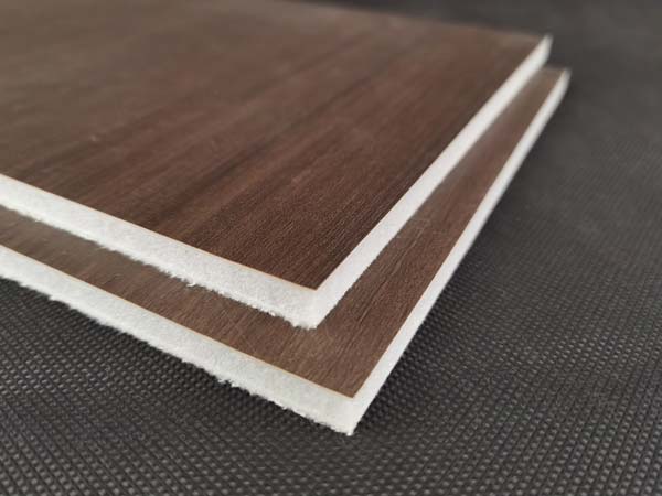 CFRTP材料(liao)的成型工(gong)藝與熱固(gù)性複合材(cai)料的成型(xing)工藝不同(tóng)之處