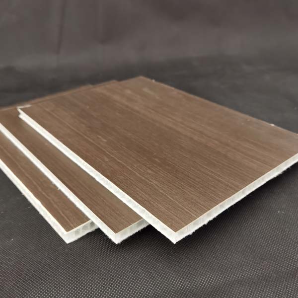 連(lián)續增強纖維(wei)熱塑性複合(hé)材料（cfrt）在民機(ji)航空中的優(you)勢