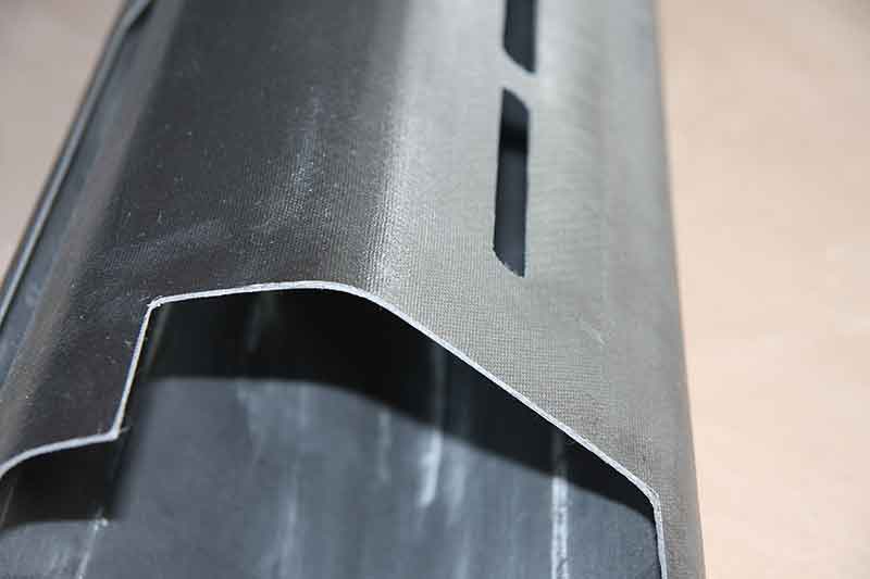 cfrt複合(he)蜂窩闆逐(zhu)漸滲透高(gāo)速鐵路等(děng)多個領域(yù)